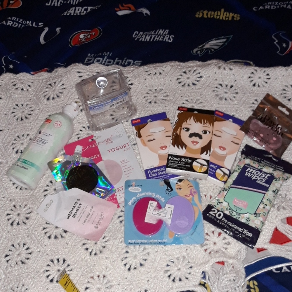 11 PIECE BEAUTY BUNDLE NWT/NWOT